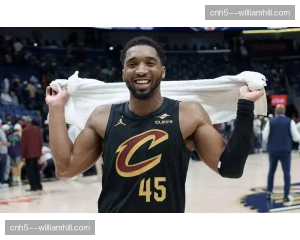 骑士主场击败魔术取四连胜，米切尔42分哈登26分